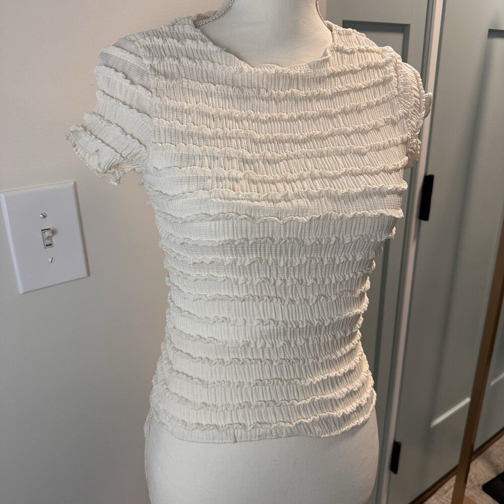 See You Monday Womens Small Ivory Smocked Ruffle Short Sleeve Stretch Top